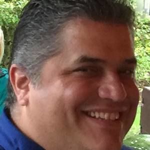 Meet your Posher, Louis